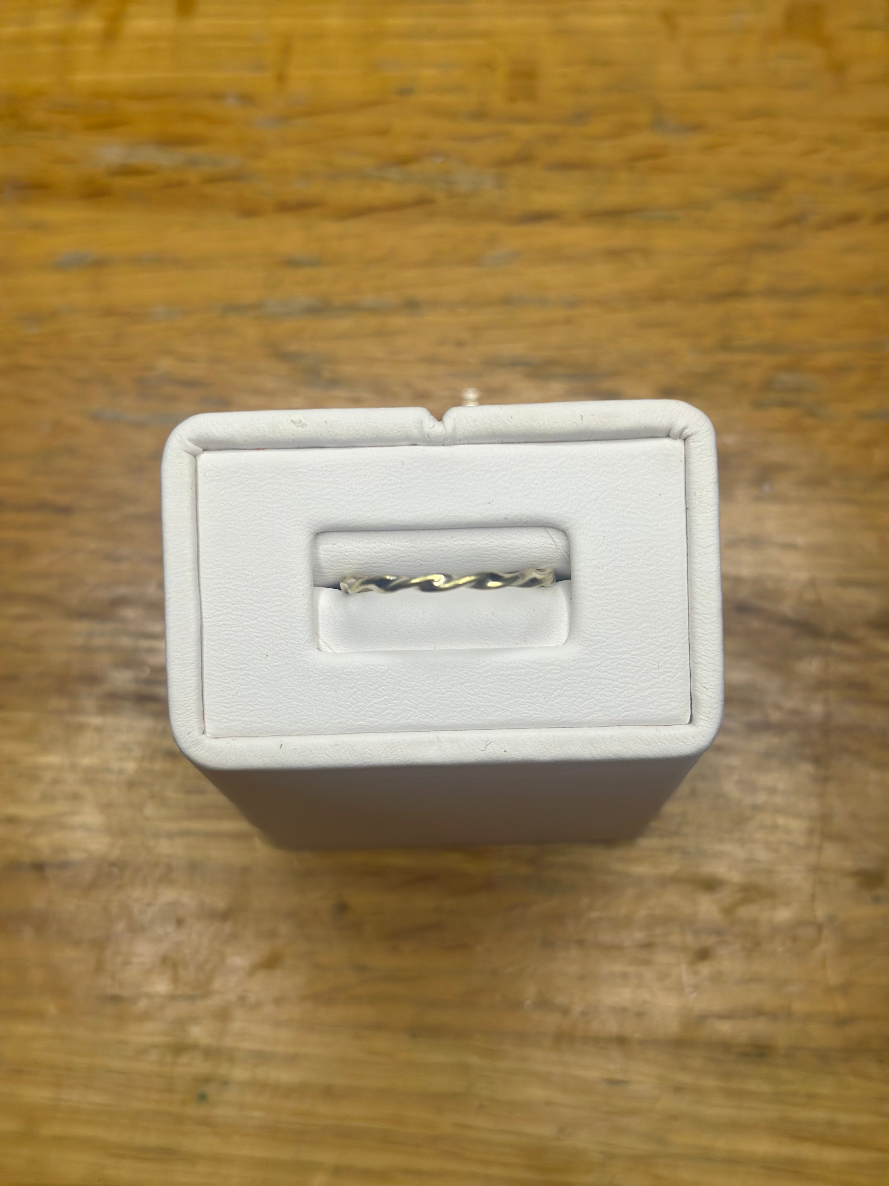 Entwined Twist Brass Ring